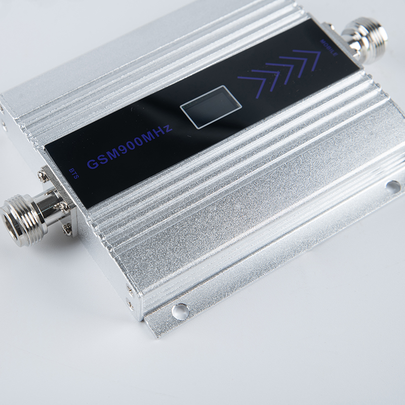乌苏家用单频手机信号增强器100㎡